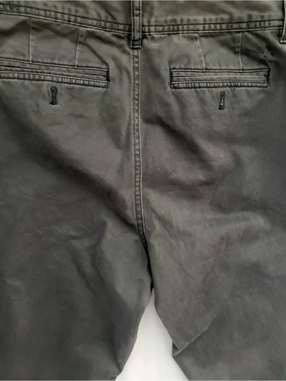 Women’s Eddie Bauer gray chino style pant